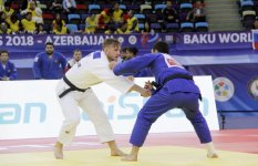 Azerbaijan's president, first VP, Russian, Mongolian presidents watch competitions at World Judo Championships (PHOTO)