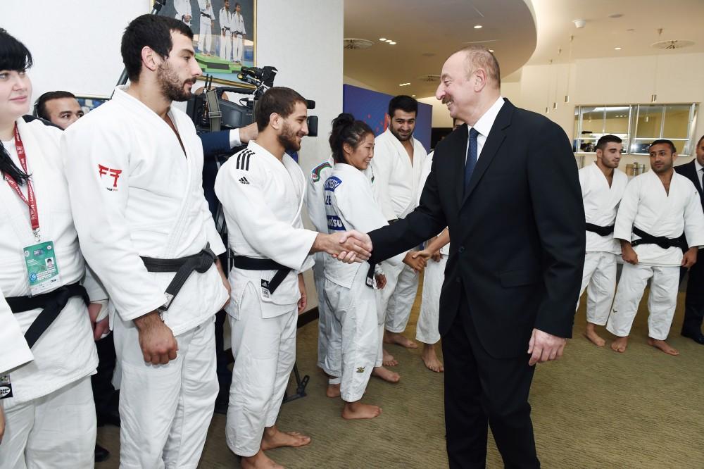 Azerbaijan's president, first VP, Russian, Mongolian presidents watch competitions at World Judo Championships (PHOTO)
