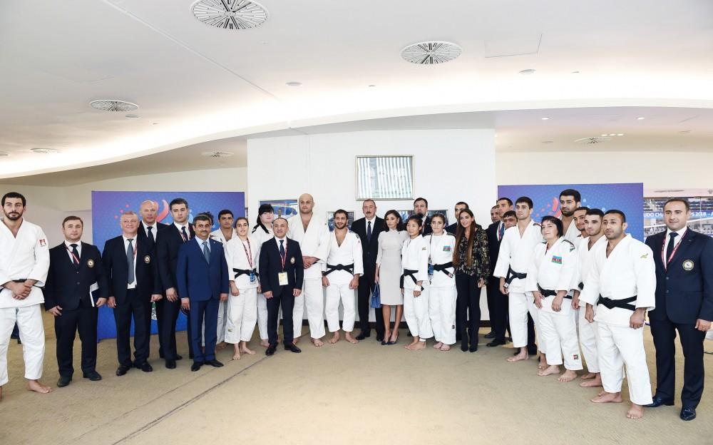 Azerbaijan's president, first VP, Russian, Mongolian presidents watch competitions at World Judo Championships (PHOTO)