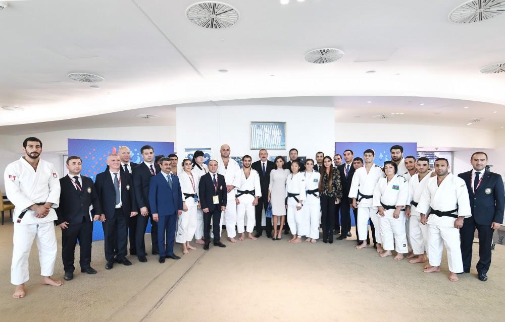 Azerbaijan's president, first VP, Russian, Mongolian presidents watch competitions at World Judo Championships (PHOTO)