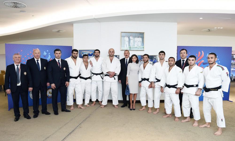 Azerbaijan's president, first VP, Russian, Mongolian presidents watch competitions at World Judo Championships (PHOTO)