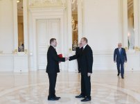 Ilham Aliyev receives credentials of incoming Czech ambassador (PHOTO)