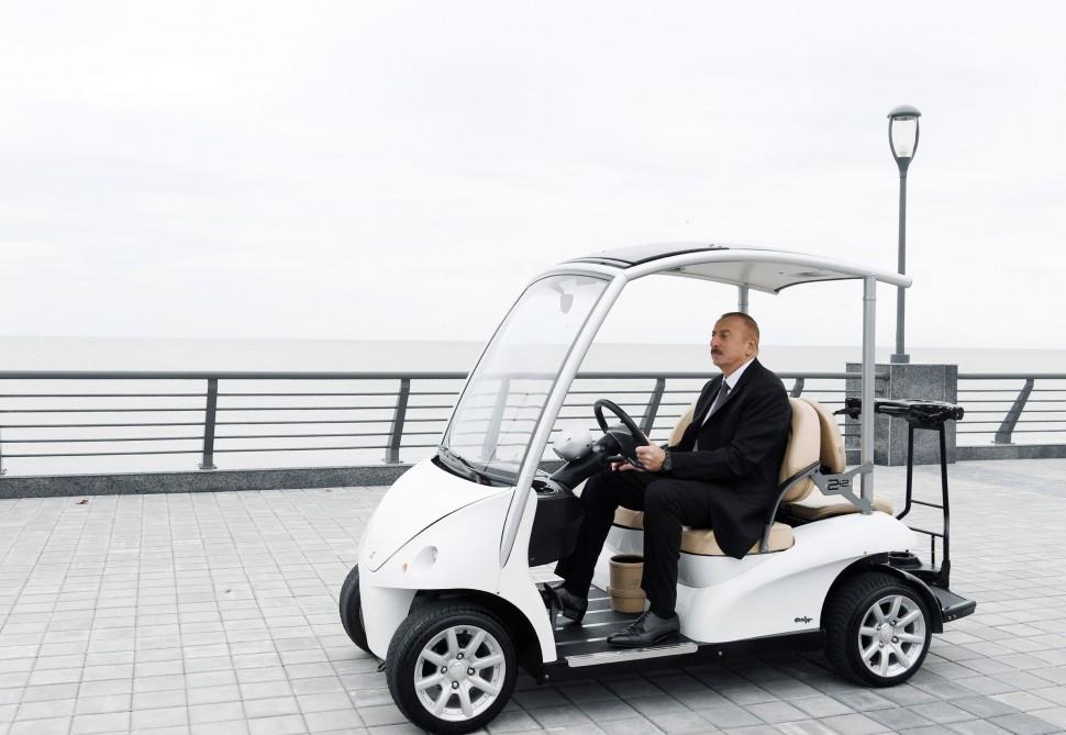 Ilham Aliyev views conditions created in seaside park-boulevard complex in Astara (PHOTO)