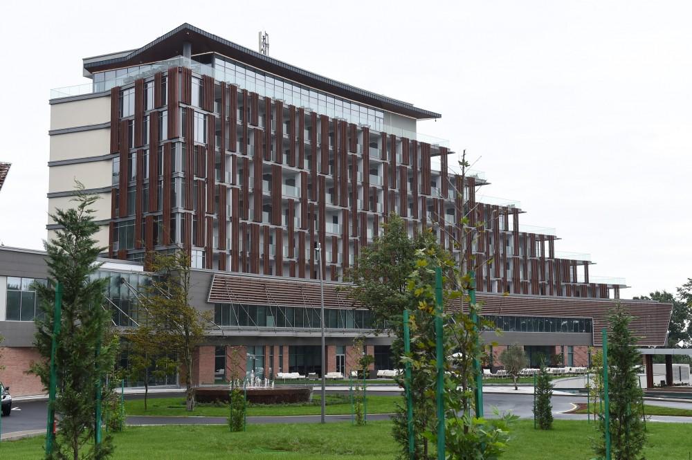 Azerbaijani president, first lady view Lankaran Istisu and Health Center (PHOTO)