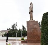 President Ilham Aliyev arrives in Imishli district (PHOTO)
