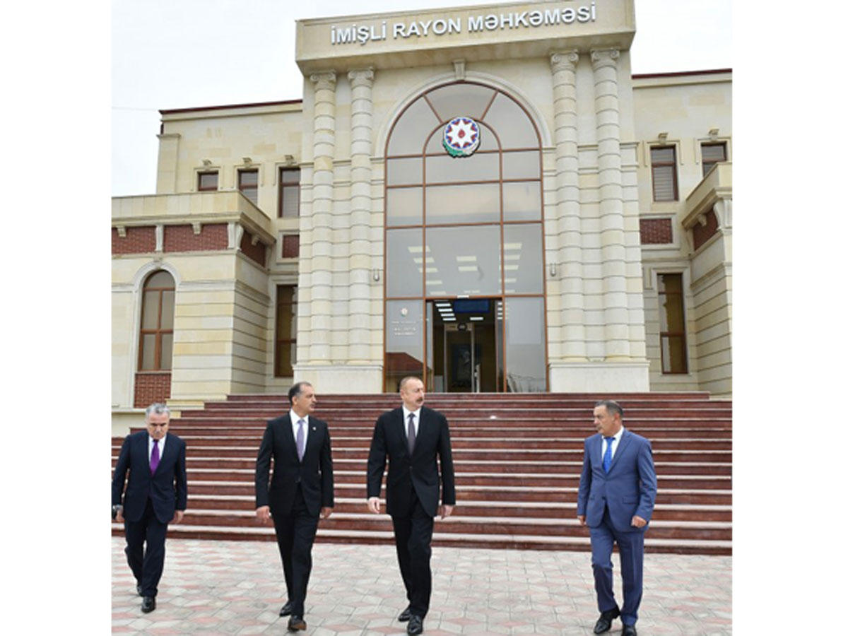 President Ilham Aliyev viewed conditions created at new building of Imishli District Court (PHOTO)