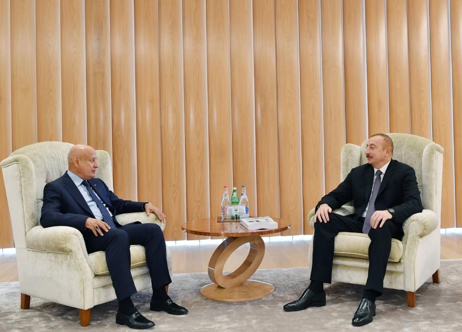President Aliyev meets ISESCO Director General (PHOTO)