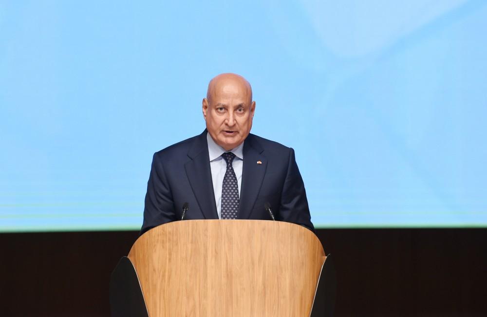 Azerbaijani president, first lady attending opening of VI Int’l Humanitarian Forum (PHOTO)