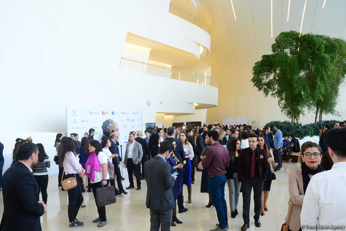 Robot Sophia: Azerbaijan has huge potential to transform into regional innovation hub (PHOTO/VIDEO)
