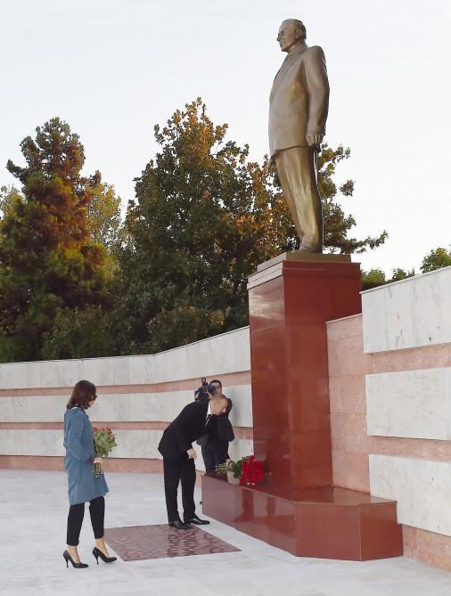 President Ilham Aliyev, First Lady Mehriban Aliyeva arrive in Gakh district for visit (PHOTO)