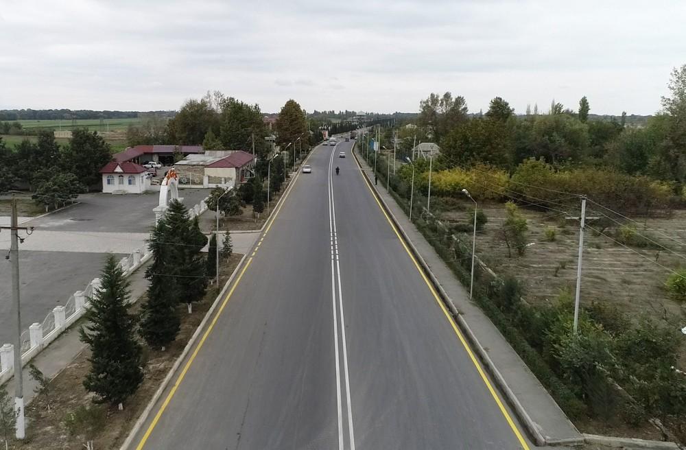 Azerbaijani president inaugurates highway in Aghdam (PHOTO)