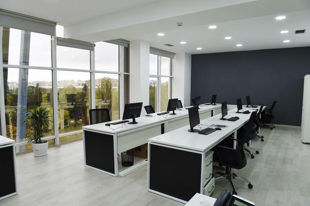 Azerbaijani president, first lady inaugurate administrative building of E-Government Development Center (PHOTO)
