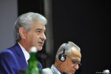 Baku hosts conference on women's entrepreneurship (PHOTO)