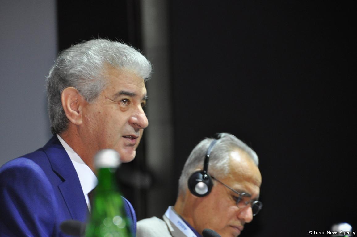 Baku hosts conference on women's entrepreneurship (PHOTO)
