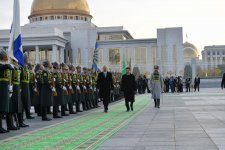 Official welcome ceremony held for Azerbaijani president in Ashgabat (PHOTO)