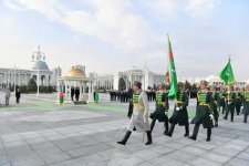 Official welcome ceremony held for Azerbaijani president in Ashgabat (PHOTO)