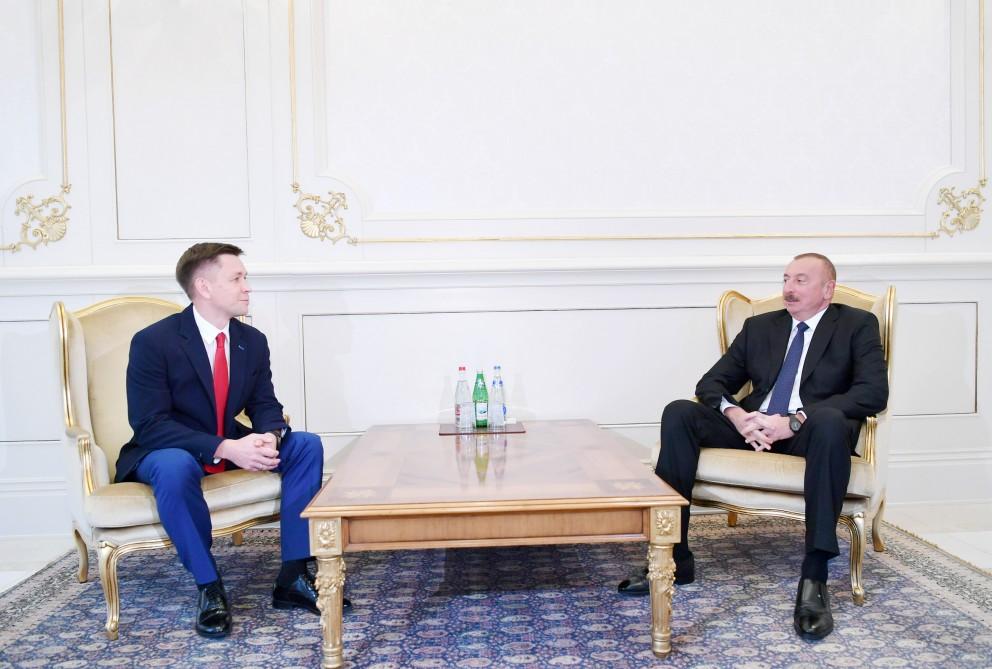 Azerbaijani president meets Russian minister of digital development, communications and mass media (PHOTO) (UPDATED)