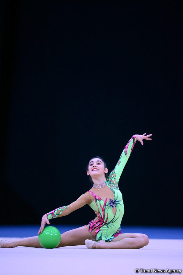 Second day of 25th Azerbaijan Championship in Rhythmic Gymnastics kicks off (PHOTO)