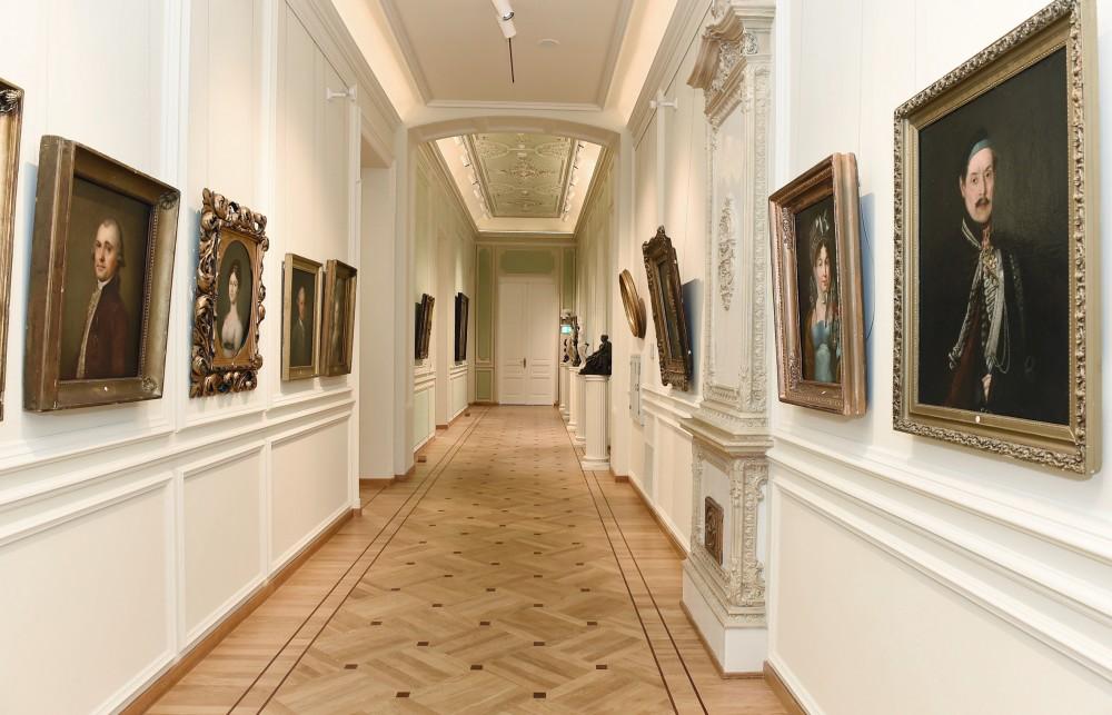 Azerbaijani president, first lady inaugurate building of National Museum of Art after overhaul (PHOTO)