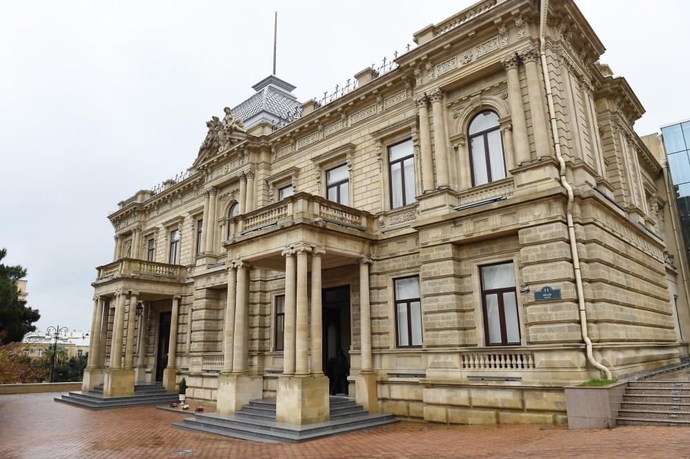 Azerbaijani president, first lady inaugurate building of National Museum of Art after overhaul (PHOTO)