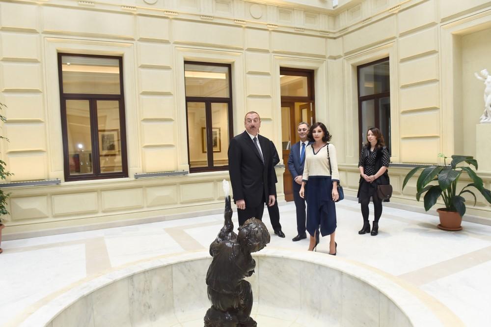 Azerbaijani president, first lady inaugurate building of National Museum of Art after overhaul (PHOTO)