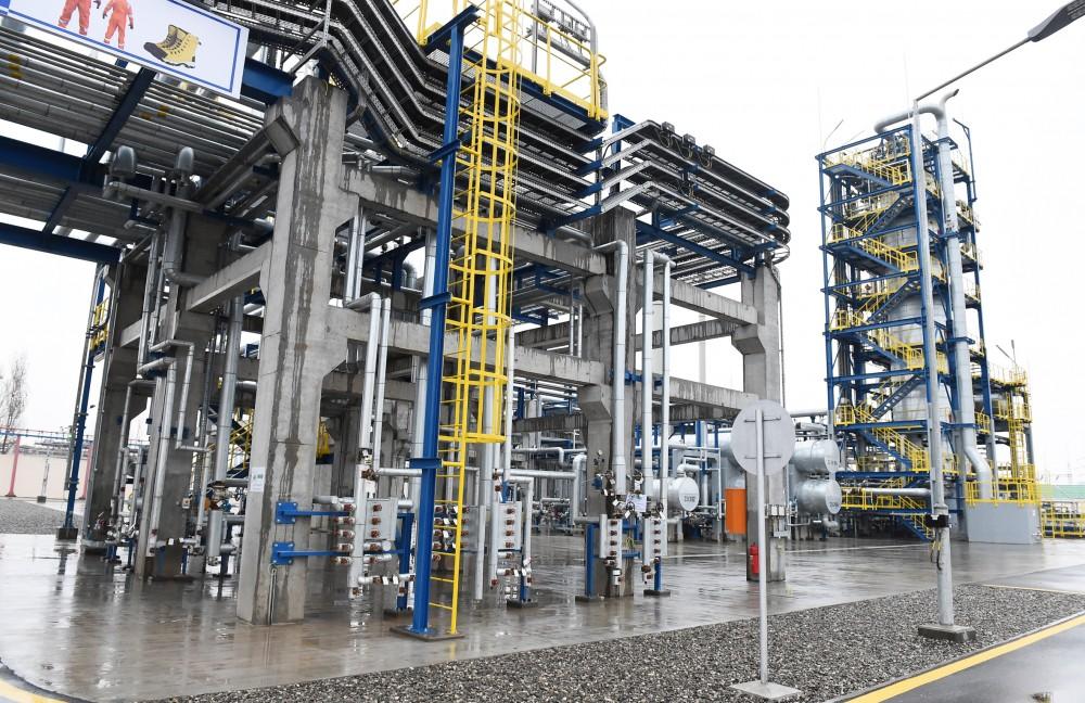 Azerbaijani president attends inauguration of facilities at Baku Oil Refinery (PHOTO)