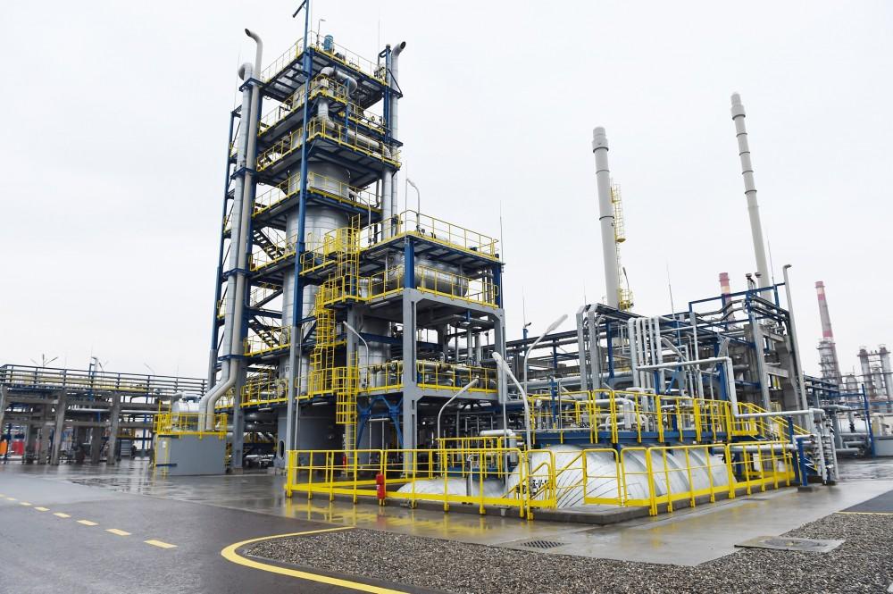 Azerbaijani president attends inauguration of facilities at Baku Oil Refinery (PHOTO)