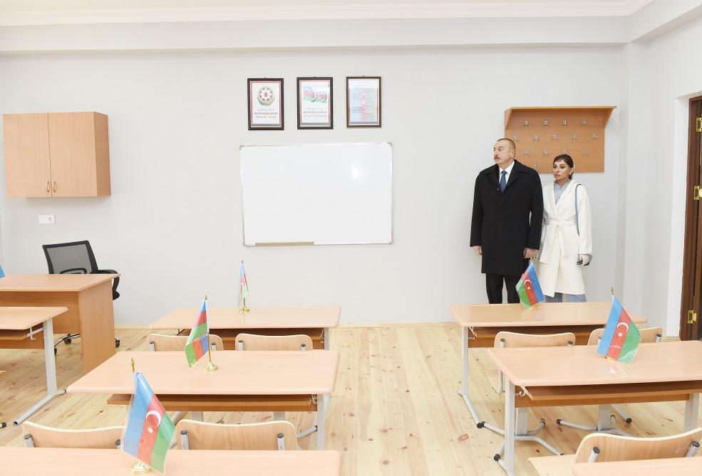 Azerbaijani president, first lady attend opening of residential complex for refugees, IDPs in Sumgait (PHOTO)