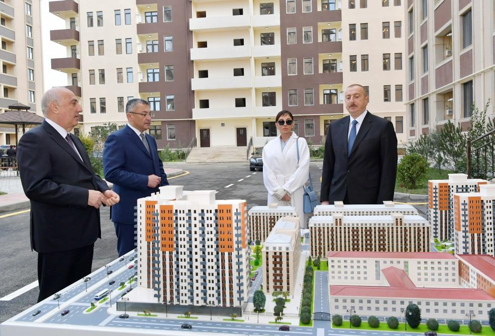 Azerbaijani president, first lady attend opening of residential complex for refugees, IDPs in Sumgait (PHOTO)