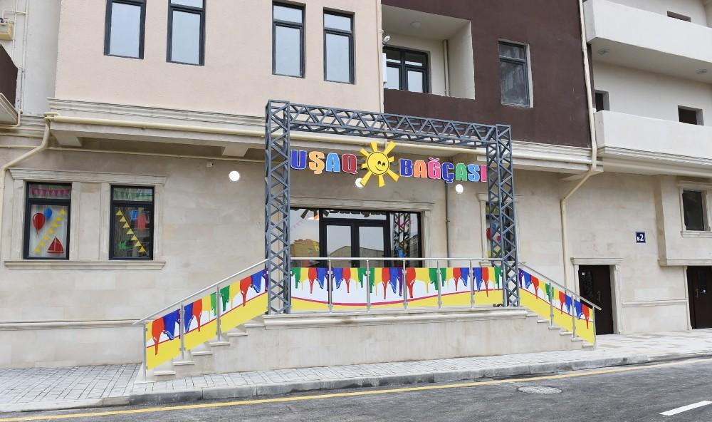 Azerbaijani president, first lady attend opening of residential complex for refugees, IDPs in Sumgait (PHOTO)
