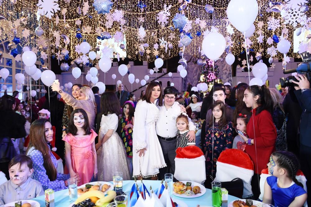 First VP Mehriban Aliyeva attends traditional New Year party for children (PHOTO)