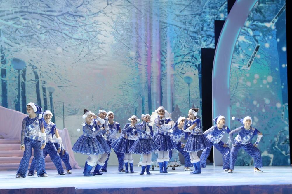 First VP Mehriban Aliyeva attends traditional New Year party for children (PHOTO)