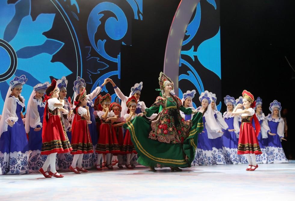 First VP Mehriban Aliyeva attends traditional New Year party for children (PHOTO)