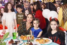 First VP Mehriban Aliyeva attends traditional New Year party for children (PHOTO)