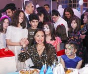 First VP Mehriban Aliyeva attends traditional New Year party for children (PHOTO)