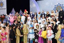 First VP Mehriban Aliyeva attends traditional New Year party for children (PHOTO)