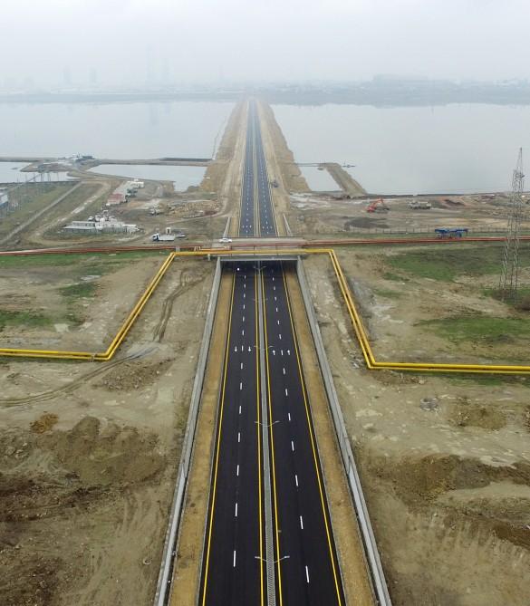 Azerbaijani president attends opening of road connecting Ziya Bunyadov avenue with Balakhani-Binagadi highway (PHOTO)