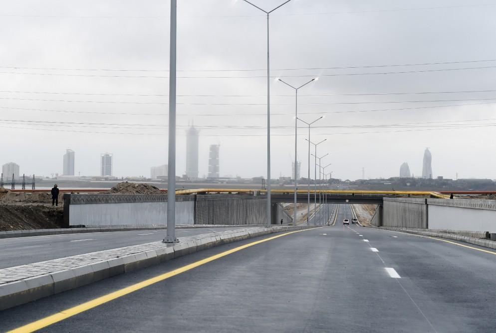 Azerbaijani president attends opening of road connecting Ziya Bunyadov avenue with Balakhani-Binagadi highway (PHOTO)