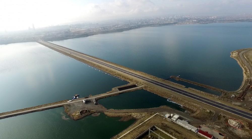 Azerbaijani president attends opening of road connecting Ziya Bunyadov avenue with Balakhani-Binagadi highway (PHOTO)