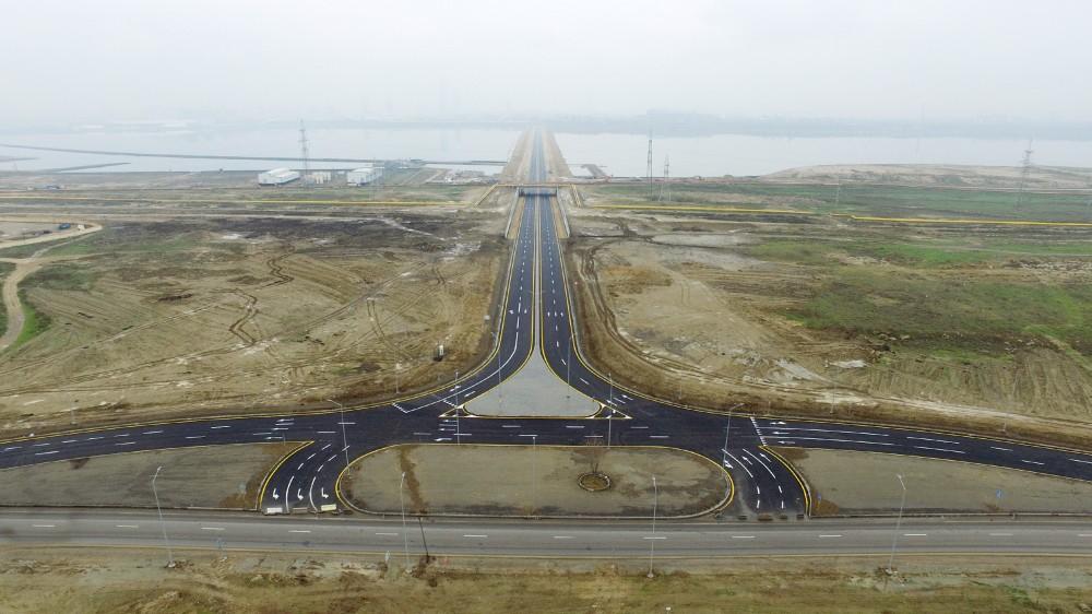 Azerbaijani president attends opening of road connecting Ziya Bunyadov avenue with Balakhani-Binagadi highway (PHOTO)