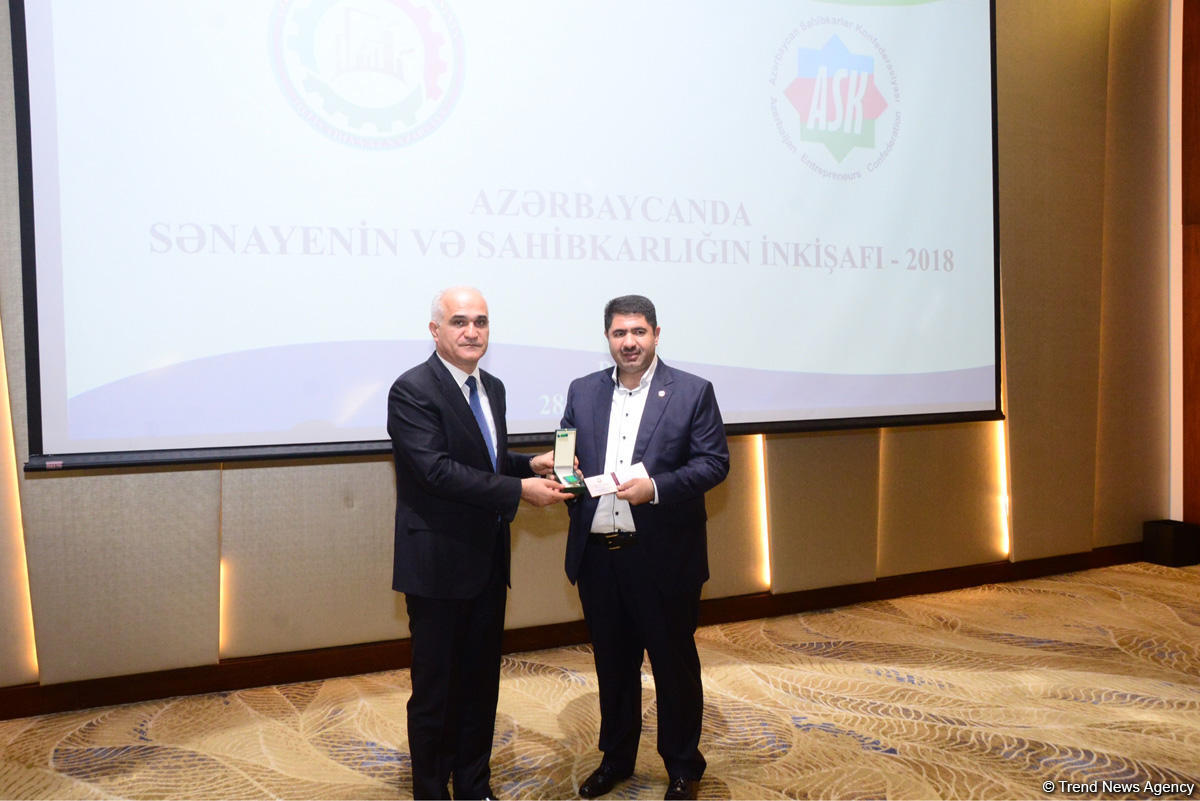 Minister: Growth in Azerbaijan's non-oil exports to be 10% (PHOTO)