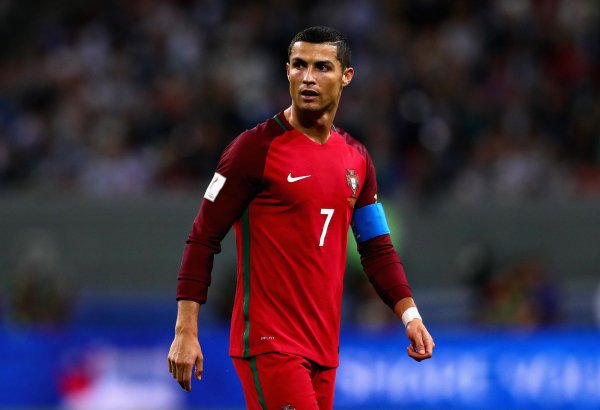 Ronaldo joins Saudi Arabia's Al Nassr until 2025 - club