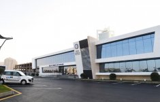 Azerbaijani president inaugurates new residence of real estate services (PHOTO)