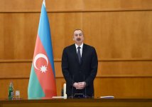 President Ilham Aliyev, First Lady Mehriban Aliyeva meet martyr families (PHOTO)