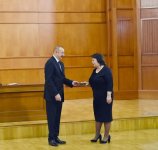 President Ilham Aliyev, First Lady Mehriban Aliyeva meet martyr families (PHOTO)