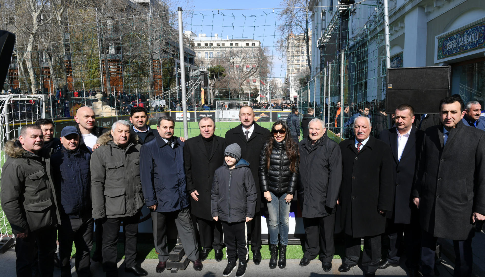 Azerbaijani president watches "Baku 2019: Stars Final" (PHOTO)