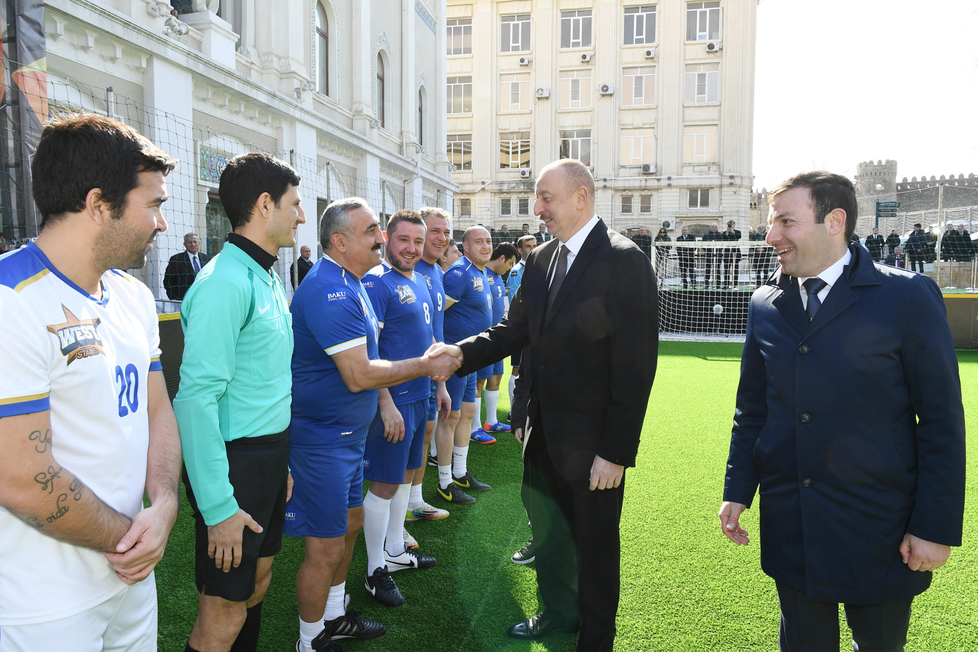 Azerbaijani president watches "Baku 2019: Stars Final" (PHOTO)