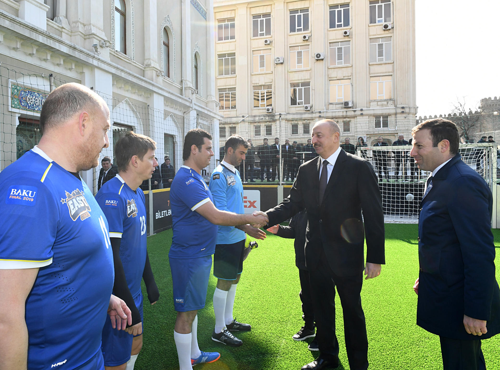Azerbaijani president watches "Baku 2019: Stars Final" (PHOTO)