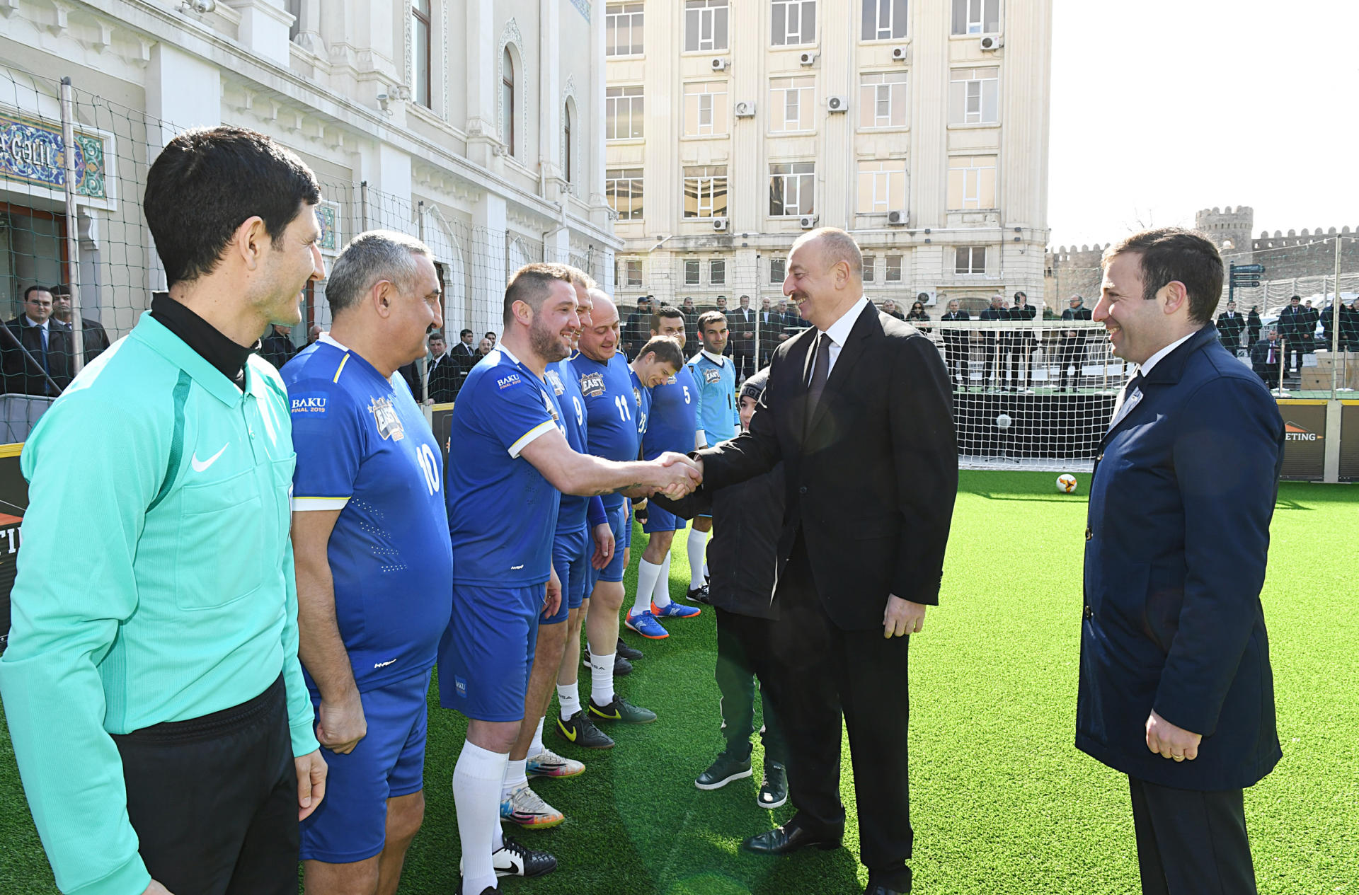 Azerbaijani president watches "Baku 2019: Stars Final" (PHOTO)