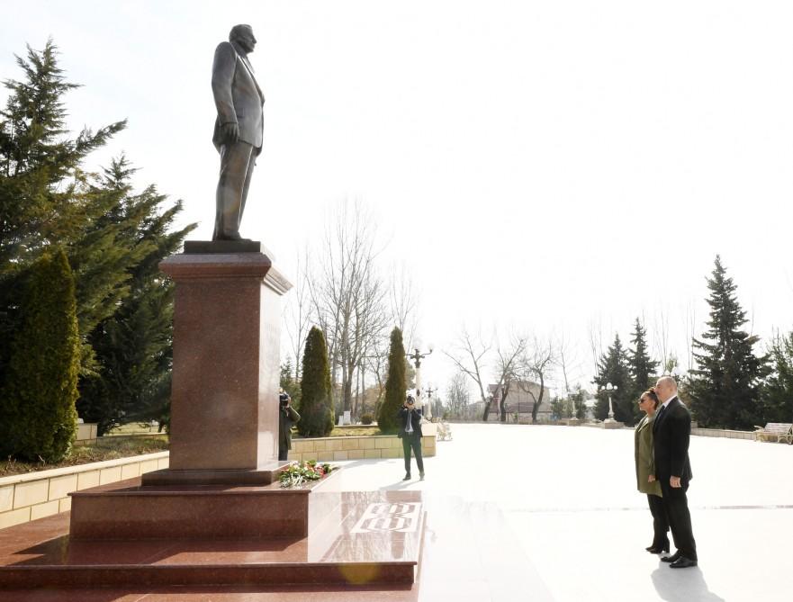 Azerbaijani president, first lady arrive in Shamakhi district for visit (PHOTO)